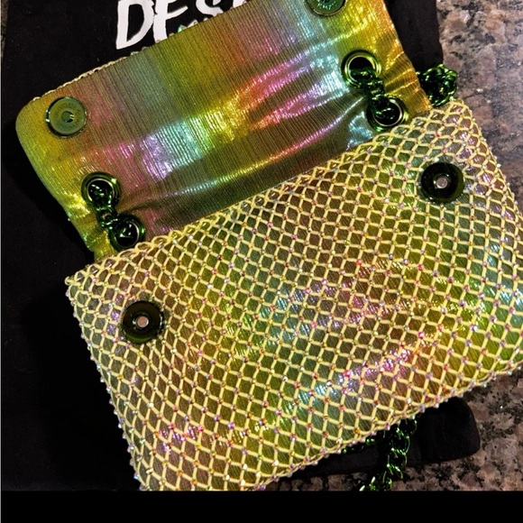 Kurt Geiger Mini Kensington Iridescent Green Bag - Picture 2 of 3